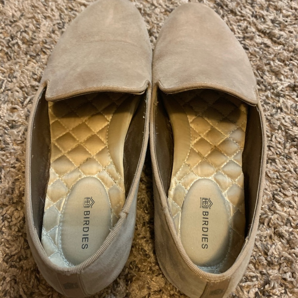 Latte suede Birdies flats